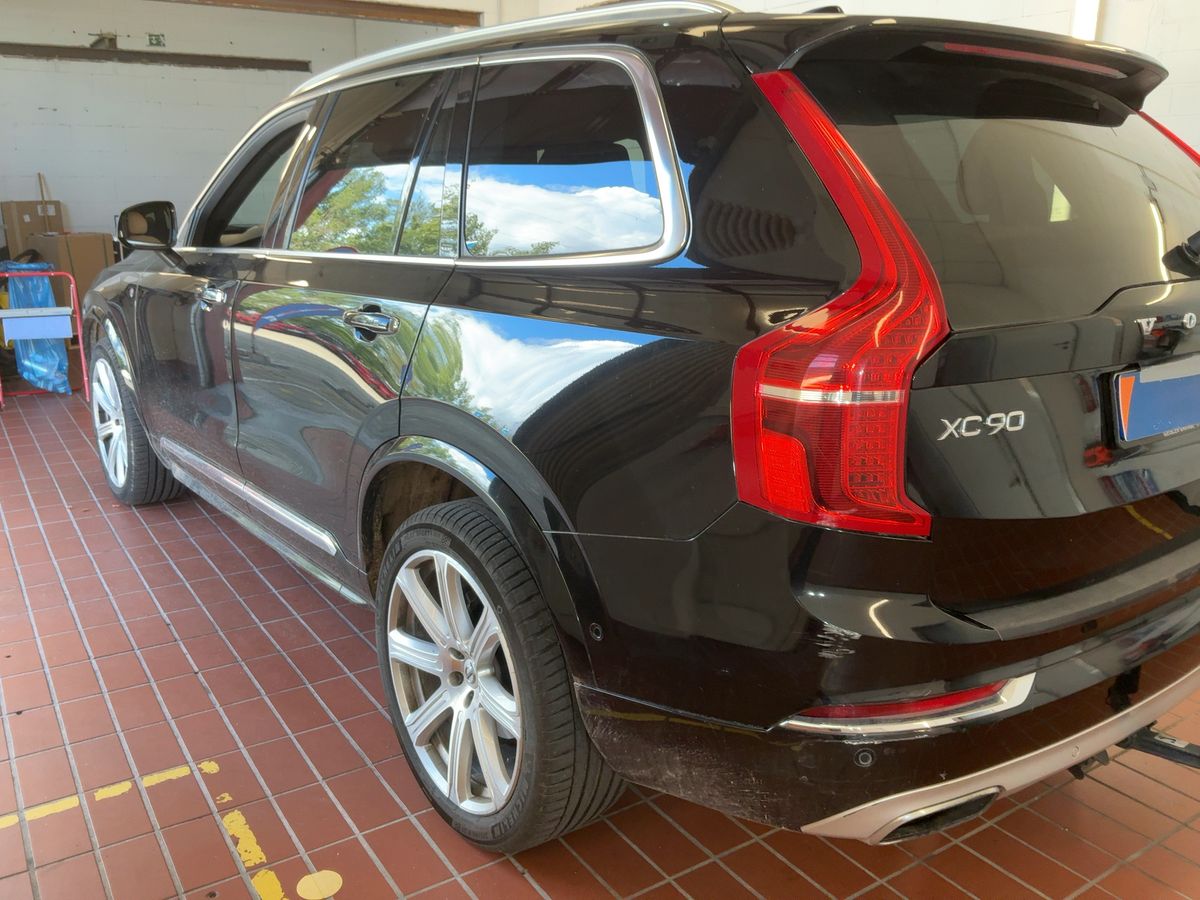 
								Volvo XC90 2.0 T6 Inscription AWD full									