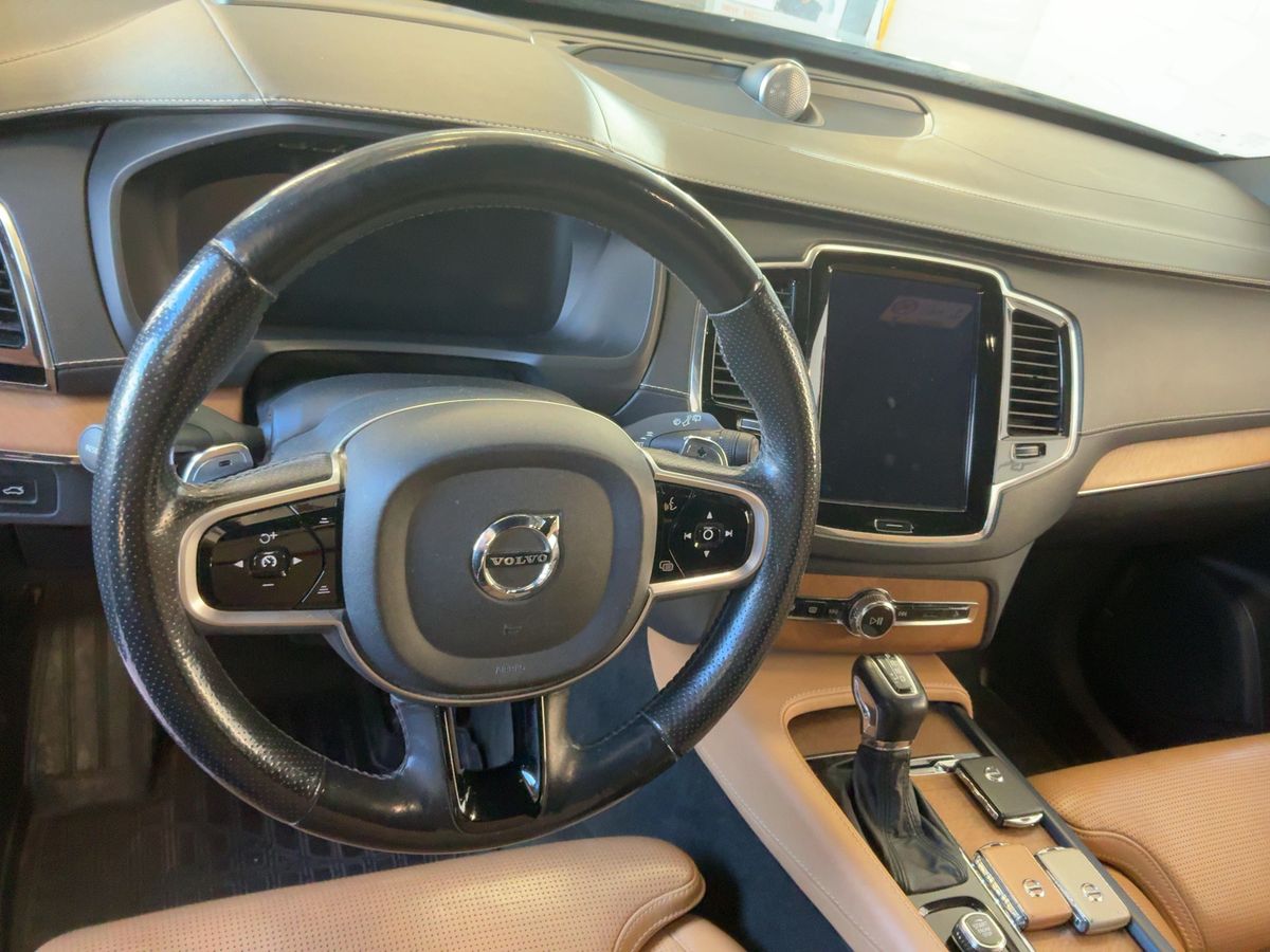 
								Volvo XC90 2.0 T6 Inscription AWD full									